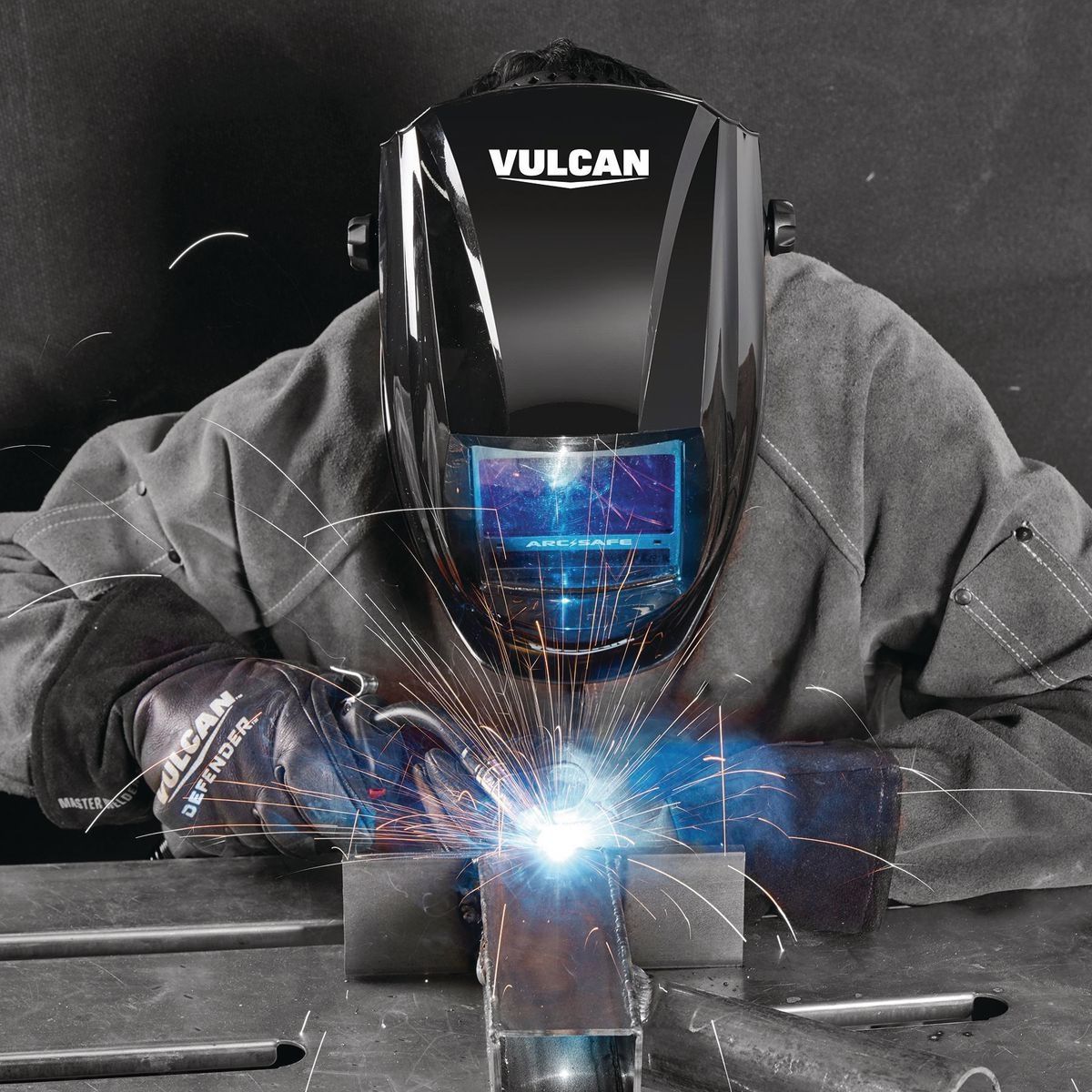 Auto-Darkening Welding Helmet W294488