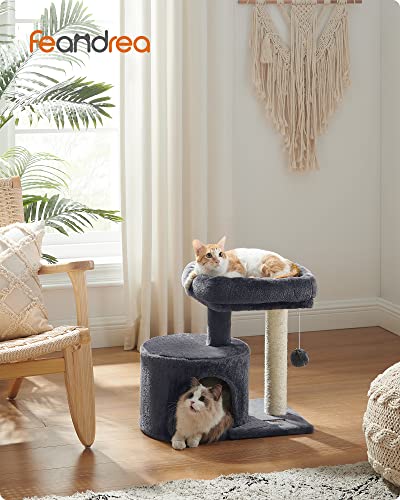 Light Gray Cat Tree Tower with Sisal Scratching Post G697292