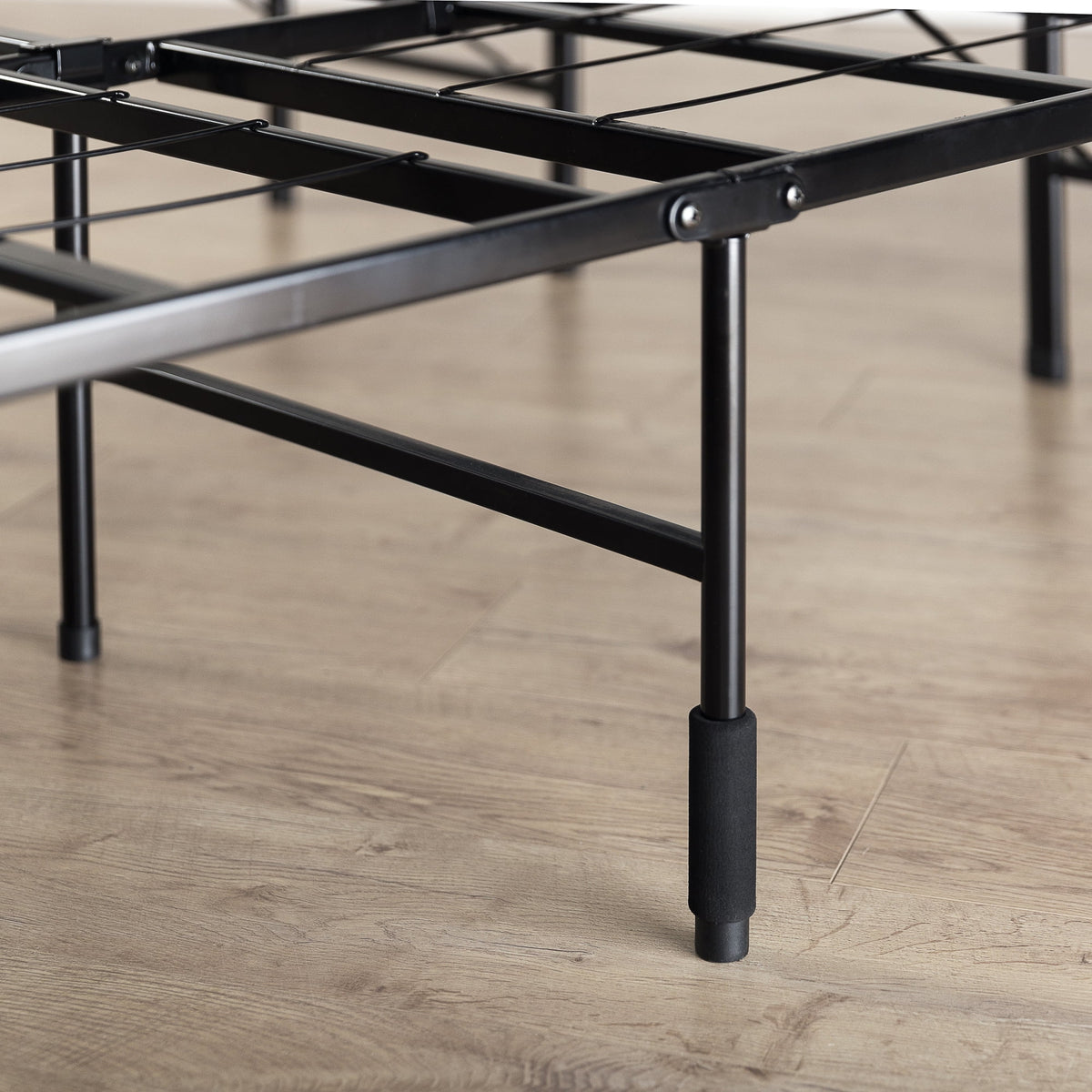 14” Adjustable Platform Bed Frame Y761419