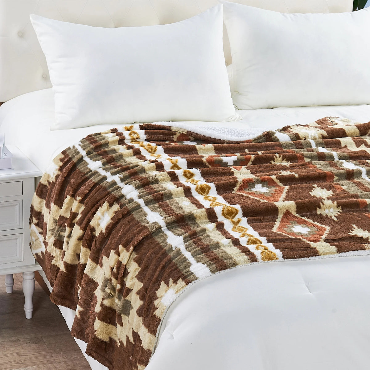Faux Fur Sherpa Throw 50" x 60" L5315